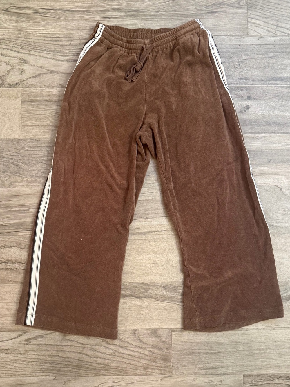 Liido Chocolate Wide-Leg Track Pants with Side Stripes Size S